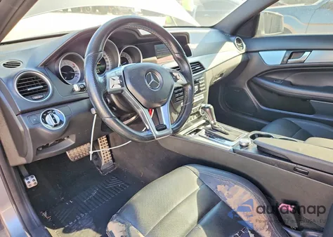 2015 Mercedes-Benz C 250 from USA, damaged, VIN WDDGJ4HB1FG369657